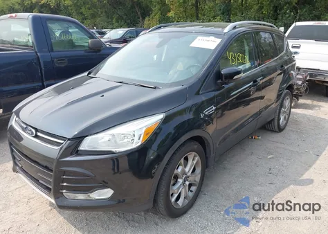 2016 Ford Escape Titanium из США, поврежденный, VIN 1FMCU9J91GUA78207